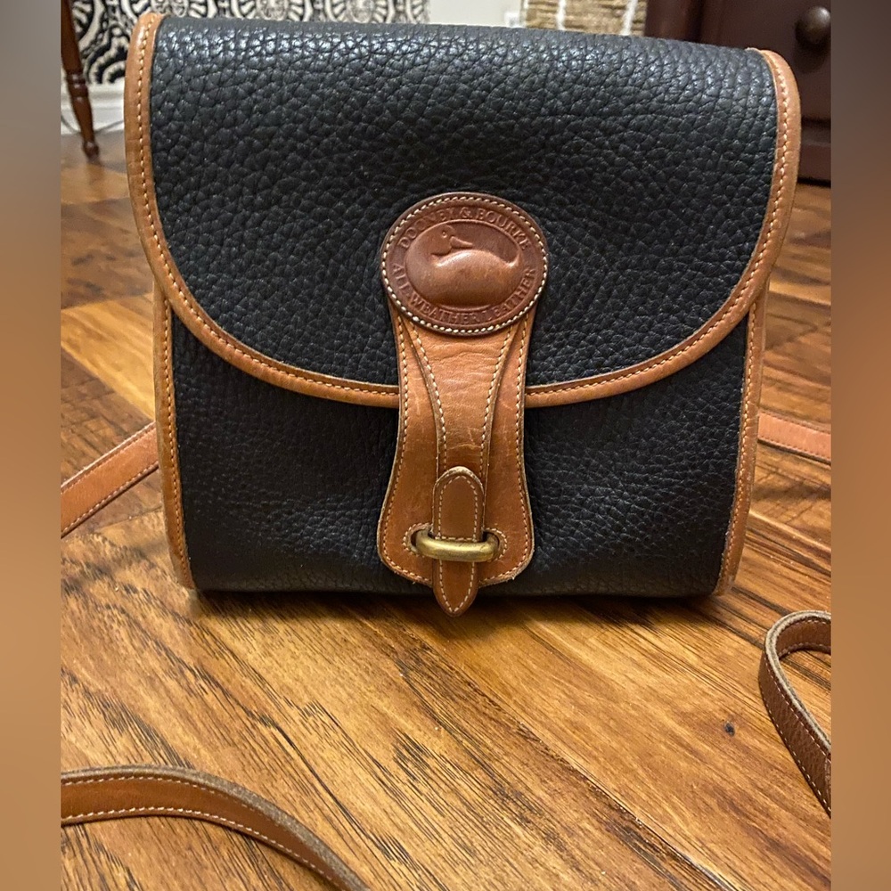 Dooney & Bourke vintage leather bag